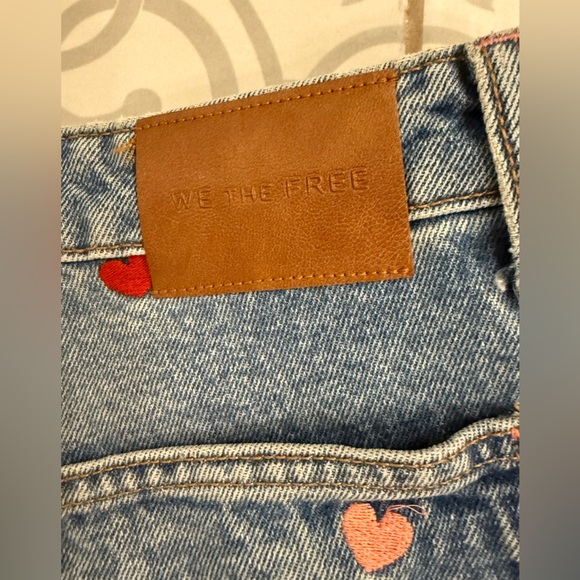 We The Free Deep Trance Be Mine
Embroidered Heart Boyfriend Jeans 28 - Picture 9 of 12
